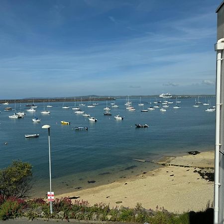 Marina Sea View Apt - Second Floor With Lift, Modern Holyhead Buitenkant foto